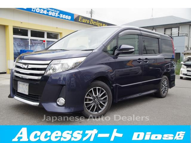 TOYOTA NOAH