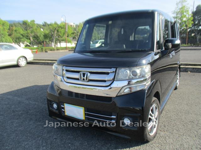 HONDA N-BOX CUSTOM