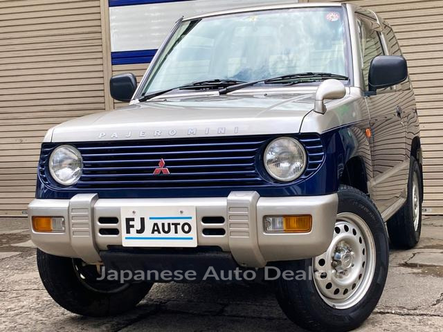 MITSUBISHI PAJERO MINI