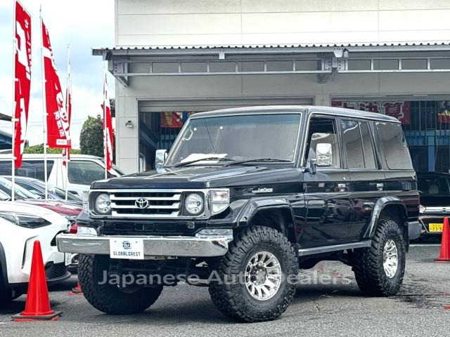 TOYOTA LAND CRUISER 70