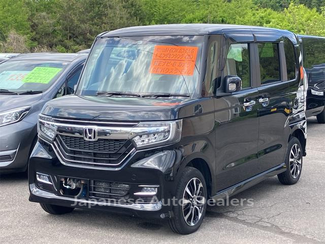 HONDA N-BOX CUSTOM