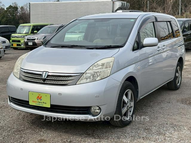 TOYOTA ISIS