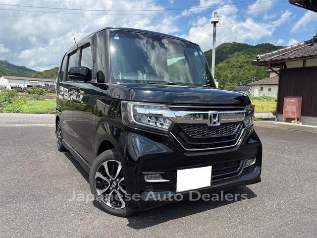 HONDA N-BOX CUSTOM