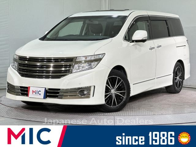NISSAN ELGRAND
