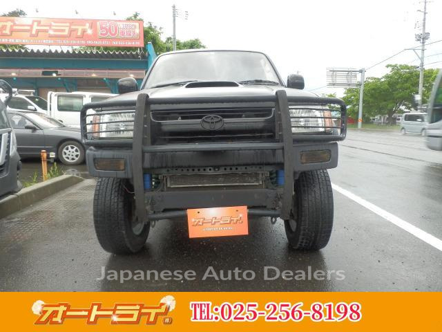 TOYOTA HILUX SURF