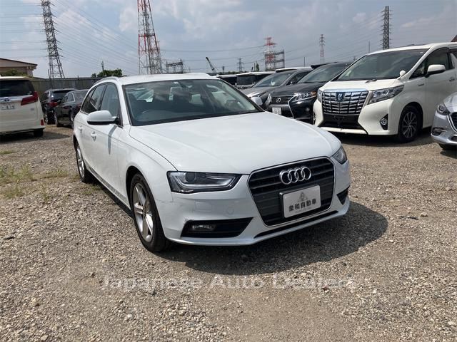 AUDI A4 AVANT