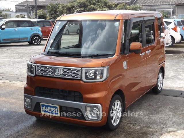 DAIHATSU WAKE