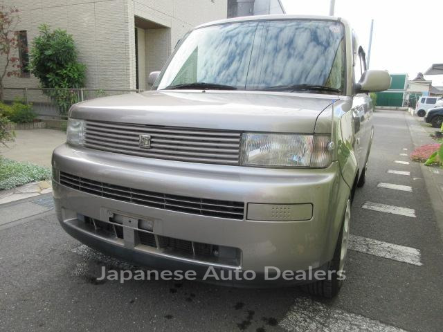 TOYOTA bB