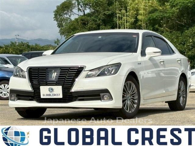 TOYOTA CROWN HYBRID