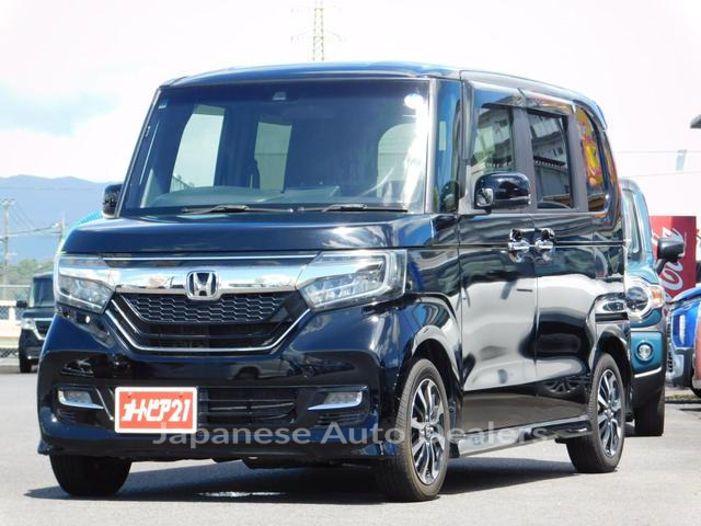 HONDA N-BOX CUSTOM