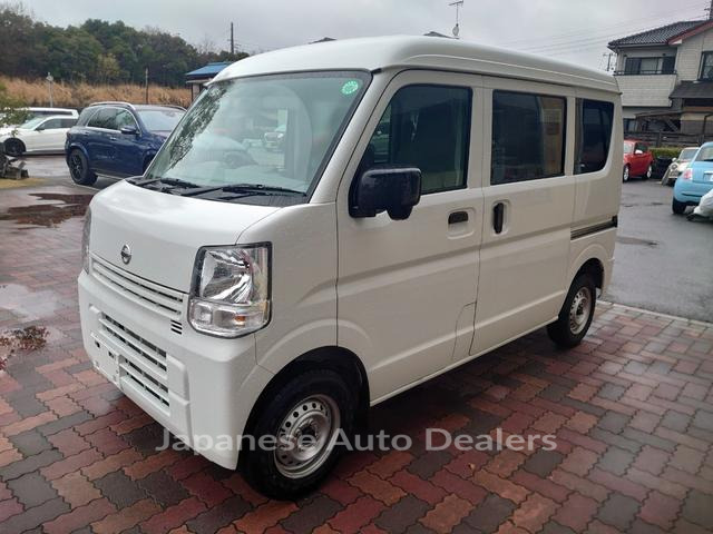NISSAN NV100CLIPPER VAN