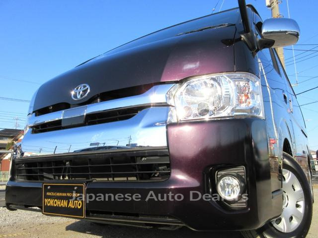 TOYOTA HIACE VAN
