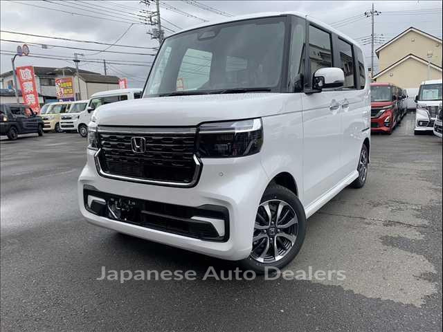 HONDA N-BOX CUSTOM