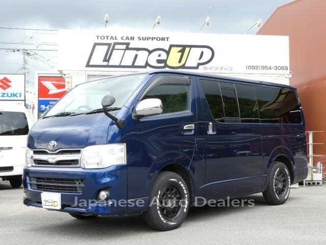 TOYOTA HIACE VAN