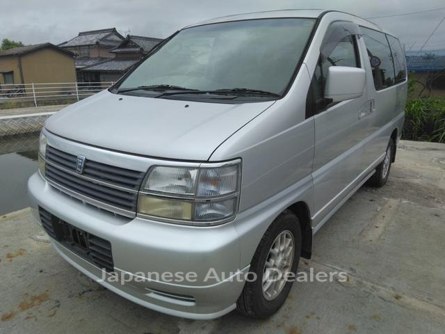 NISSAN ELGRAND