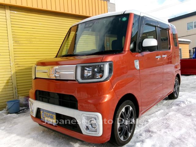 DAIHATSU WAKE