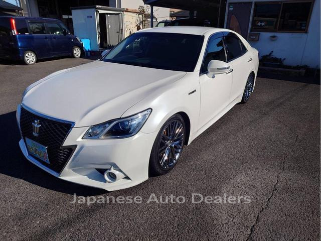 TOYOTA CROWN HYBRID