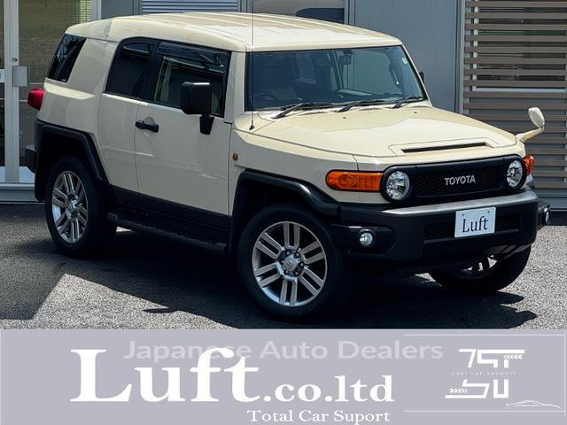 TOYOTA FJ CRUISER
