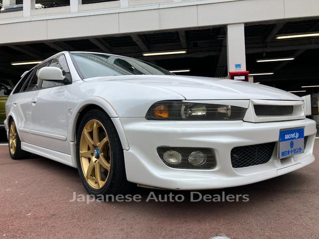 MITSUBISHI LEGNUM