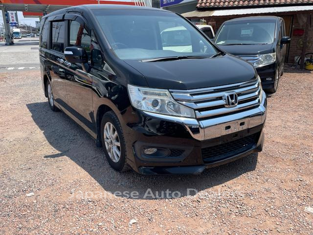 HONDA STEPWAGON SPADA