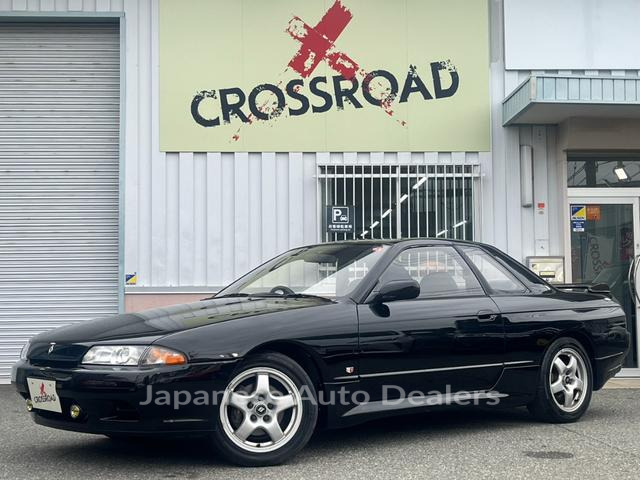 NISSAN SKYLINE