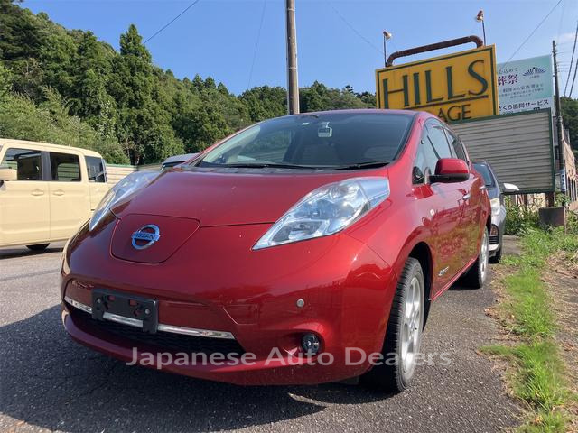NISSAN LEAF