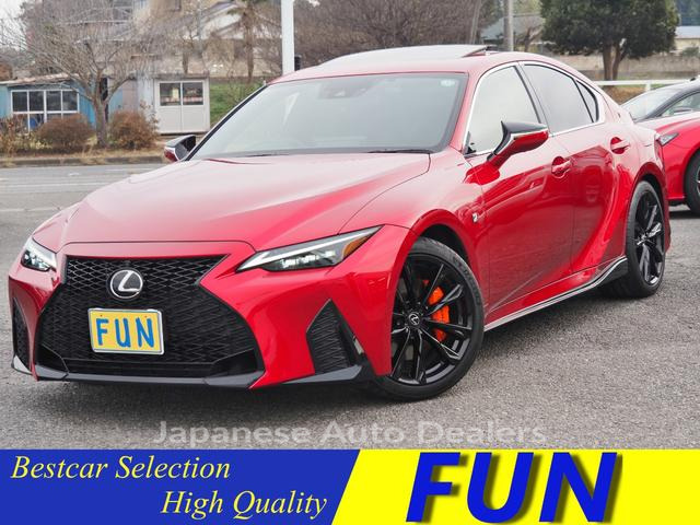 LEXUS IS