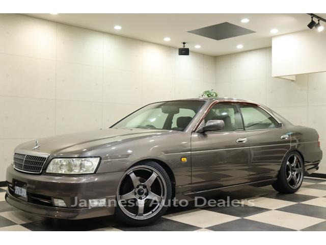 NISSAN LAUREL