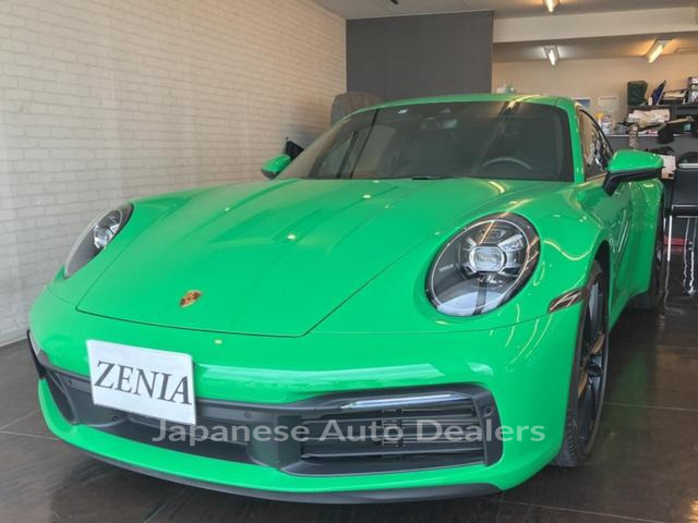 PORSCHE 911