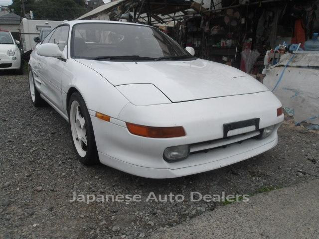 TOYOTA MR2