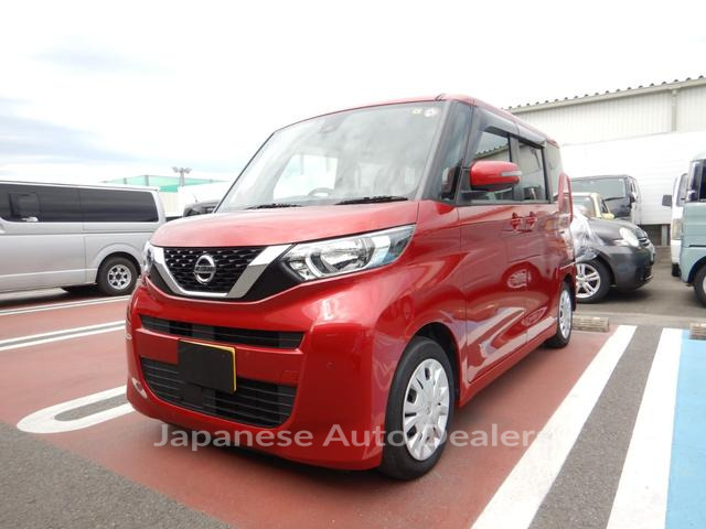 NISSAN ROOX