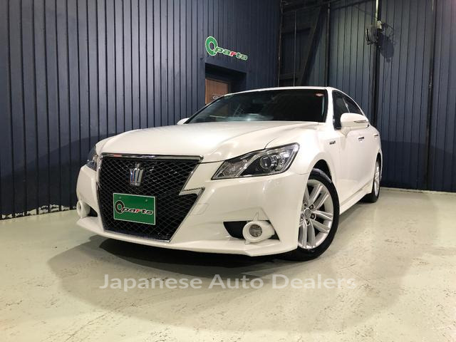 TOYOTA CROWN HYBRID