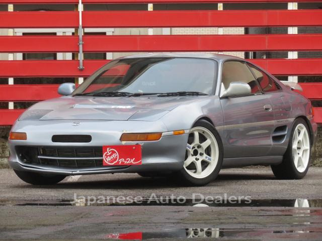 TOYOTA MR2