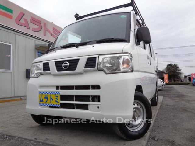 NISSAN NV100CLIPPER VAN