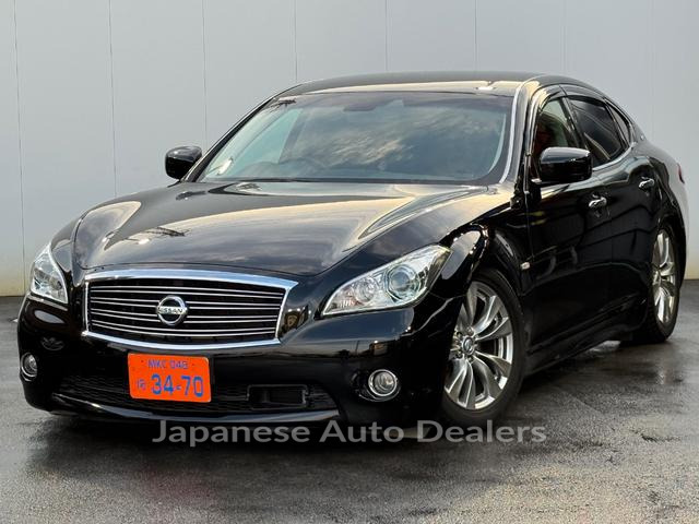 NISSAN FUGA