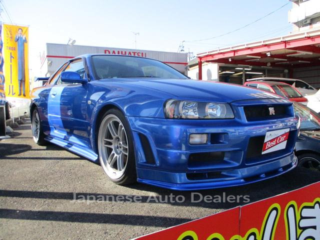 NISSAN SKYLINE
