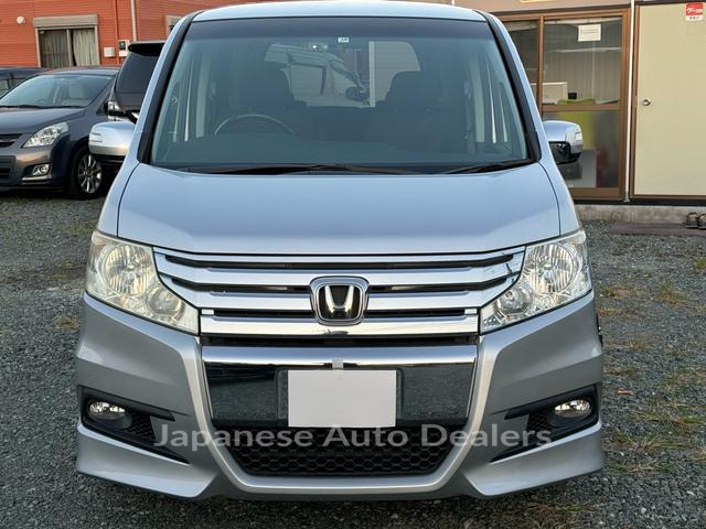HONDA STEPWAGON SPADA