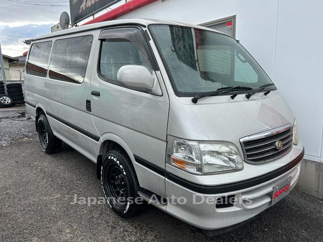 TOYOTA HIACE WAGON