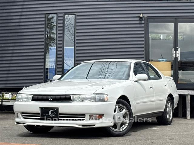 TOYOTA CRESTA