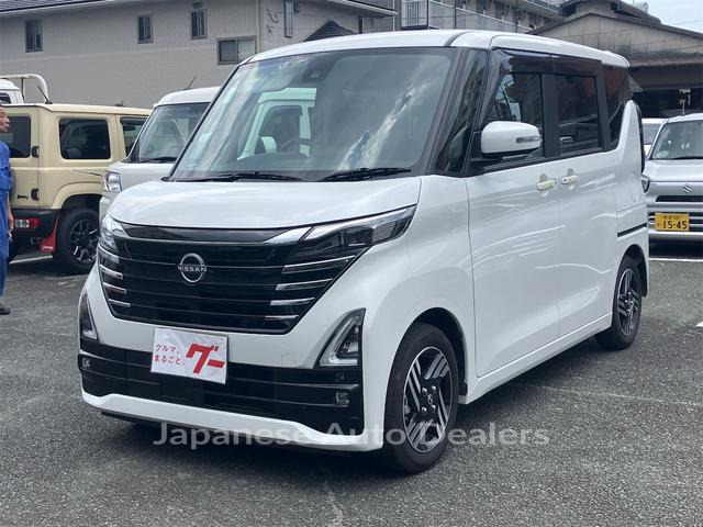 NISSAN ROOX