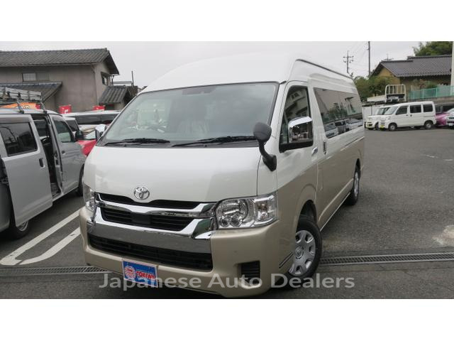 TOYOTA HIACE WAGON