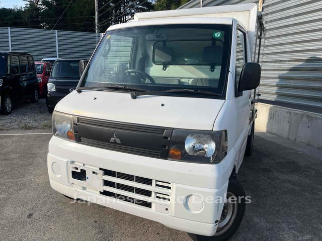 MITSUBISHI MINICAB TRUCK