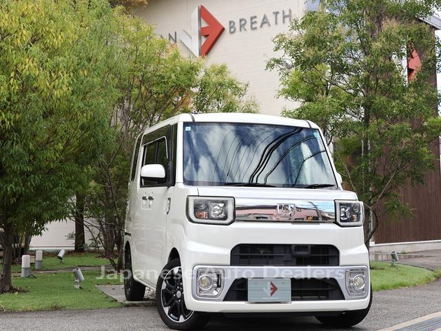 DAIHATSU WAKE