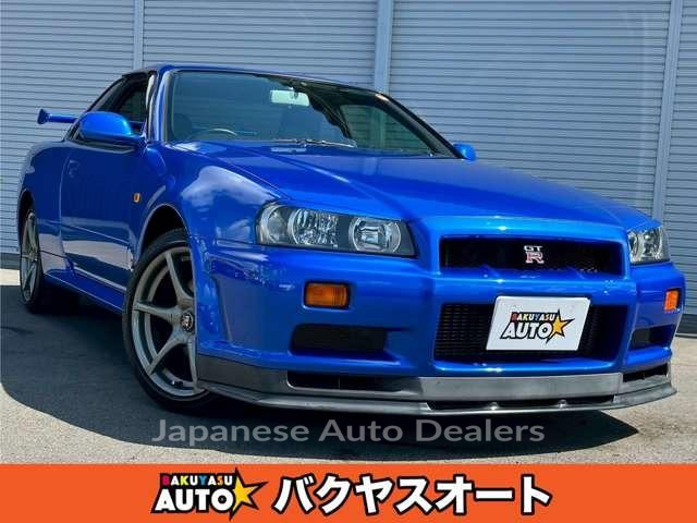 NISSAN SKYLINE