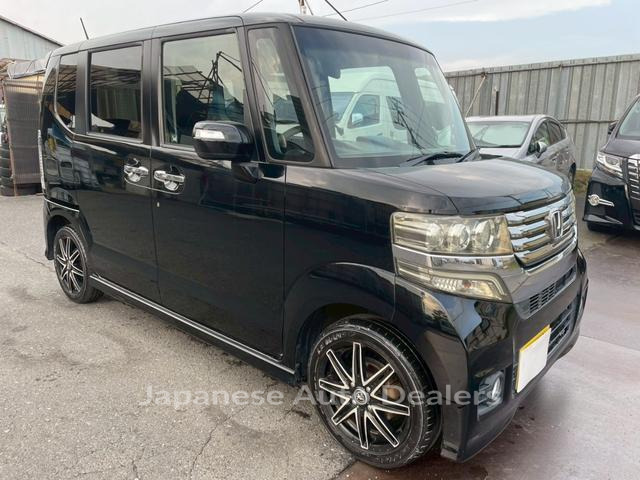 HONDA N-BOX CUSTOM