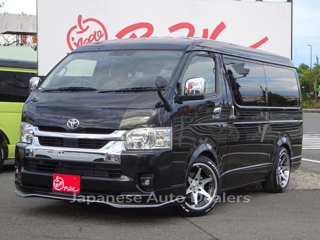 TOYOTA HIACE WAGON