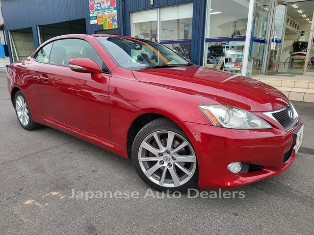 LEXUS IS