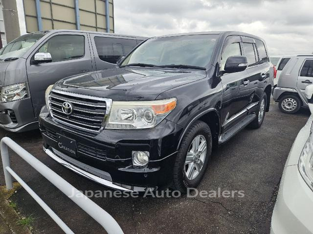 TOYOTA LAND CRUISER