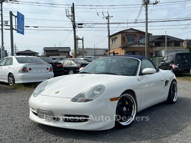 PORSCHE BOXSTER