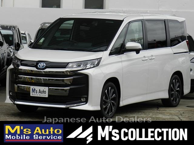 TOYOTA NOAH